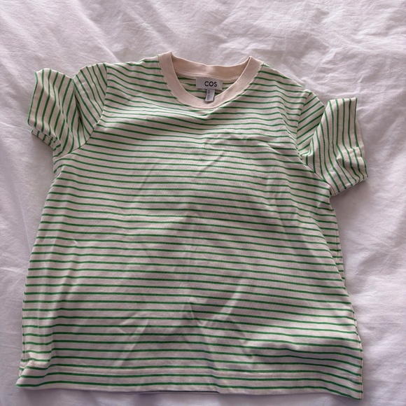 COS The Clean Cut T-shirt Size M - Picture 3 of 3